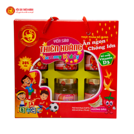 11 hộp yến Yummy Kiddy hương dâu 20% Thiên Hoàng (6 lọ/hộp) - Tặng 2 gói kẹo sâm 11 hộp yến Yummy Kiddy hương dâu 20% Thiên Hoàng (6 lọ/hộp) - Tặng 2 gói kẹo sâm